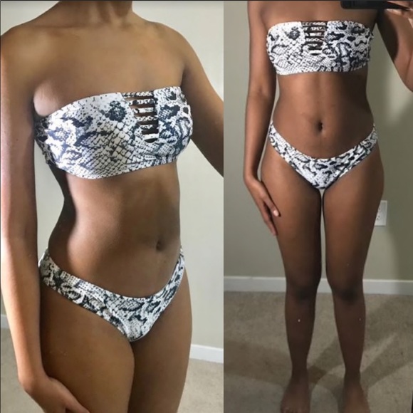 Snakeskin bikini - Picture 6 of 6